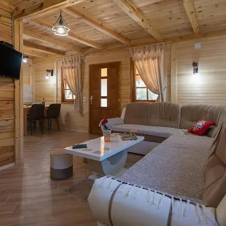 شاليه Arielove Kolibe *